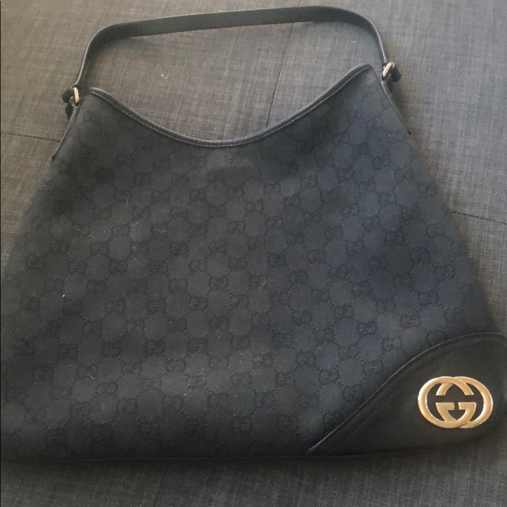 Black Gucci purse